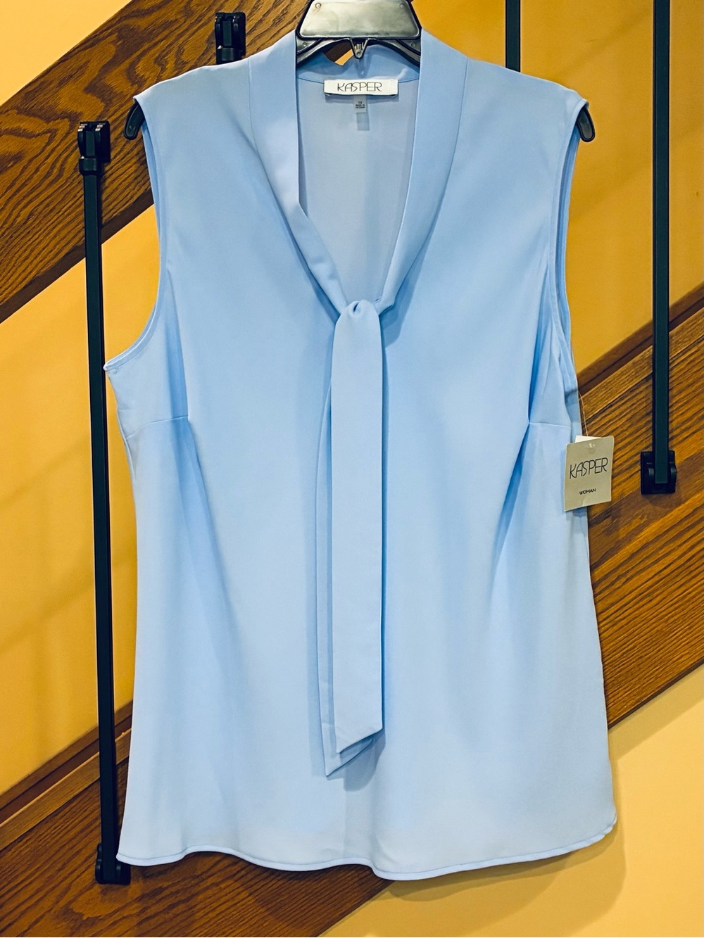 Kasper Blouse V Neck Sleeveless Tie Detail California Sky Blue SZ. 1X NWT